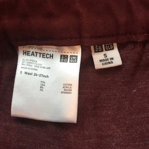 Uniqlo heattech leggings in size small.